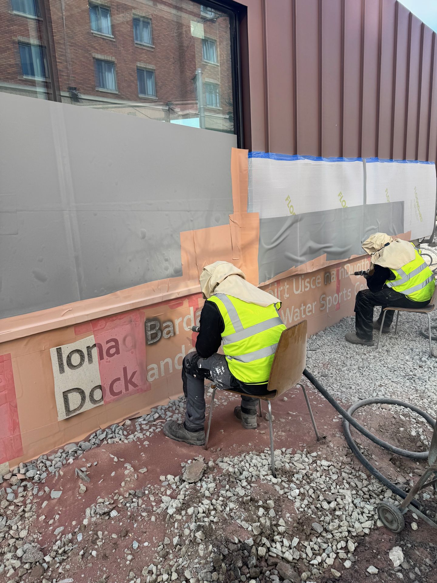 Sandblasting concrete