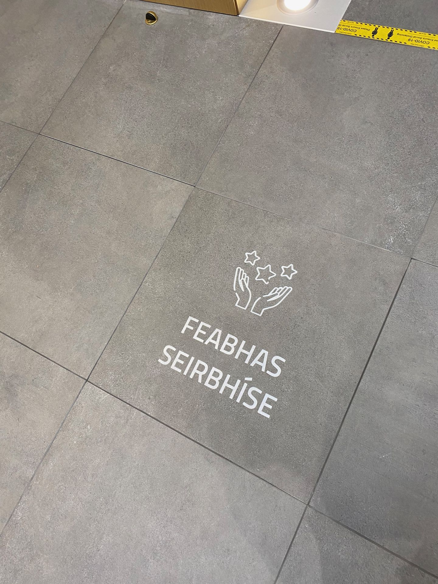 Ceramic tile engraving